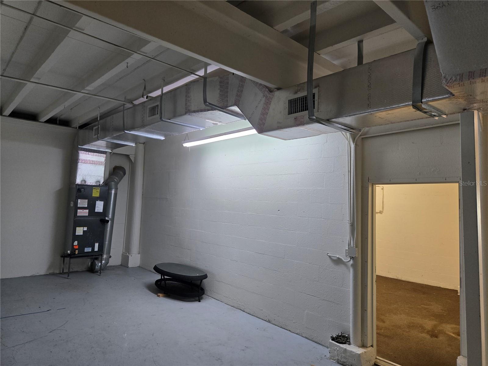 COUNTRY CLUB ADD - Commercial Lease