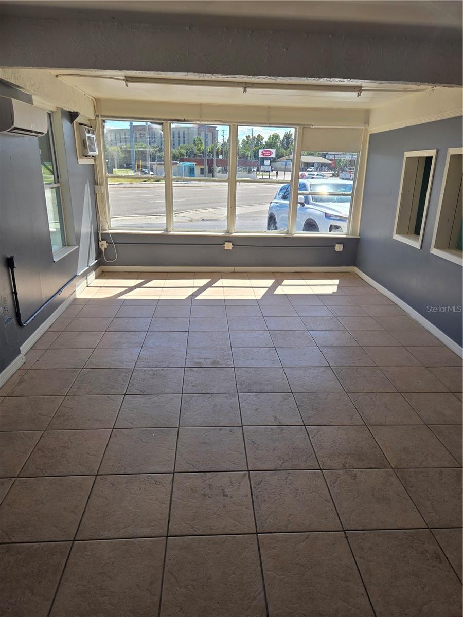 COUNTRY CLUB ADD - Commercial Lease