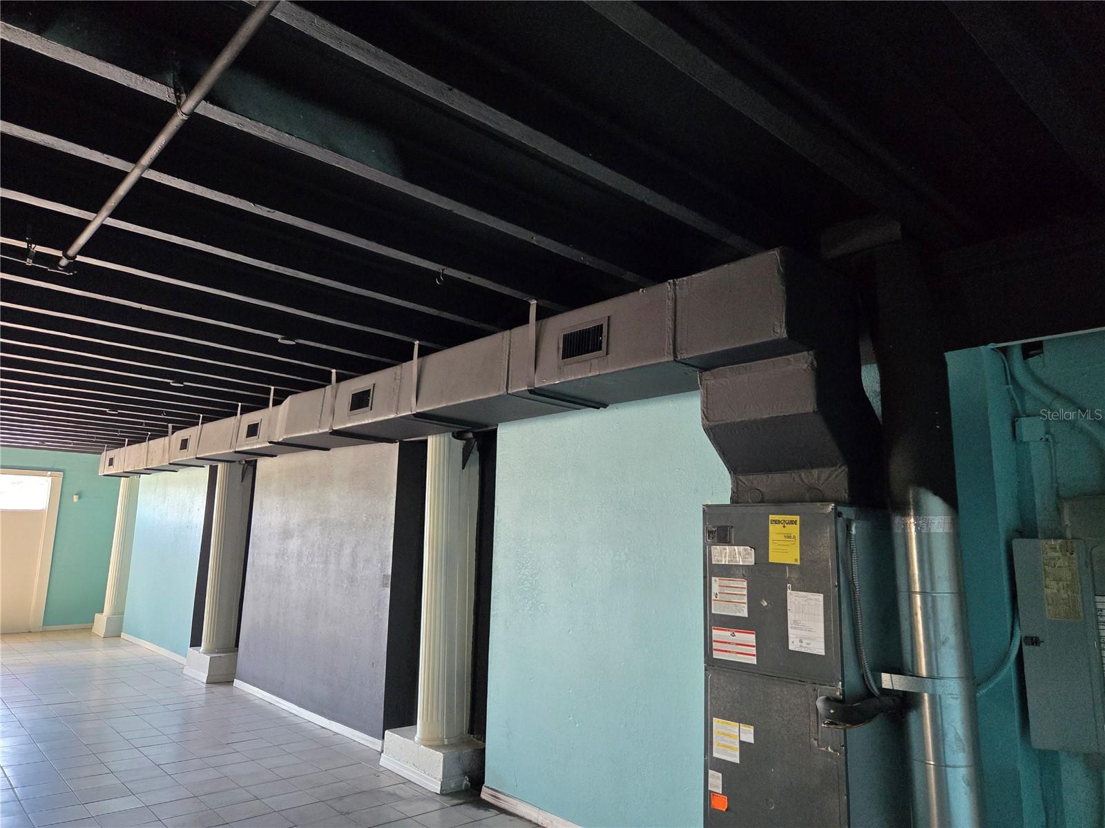 COUNTRY CLUB ADD - Commercial Lease