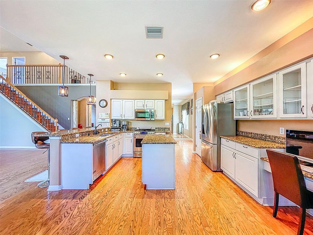 Photo of 1858 Longview Ln, Tarpon Springs, FL 34689 (MLS # TB8459147)