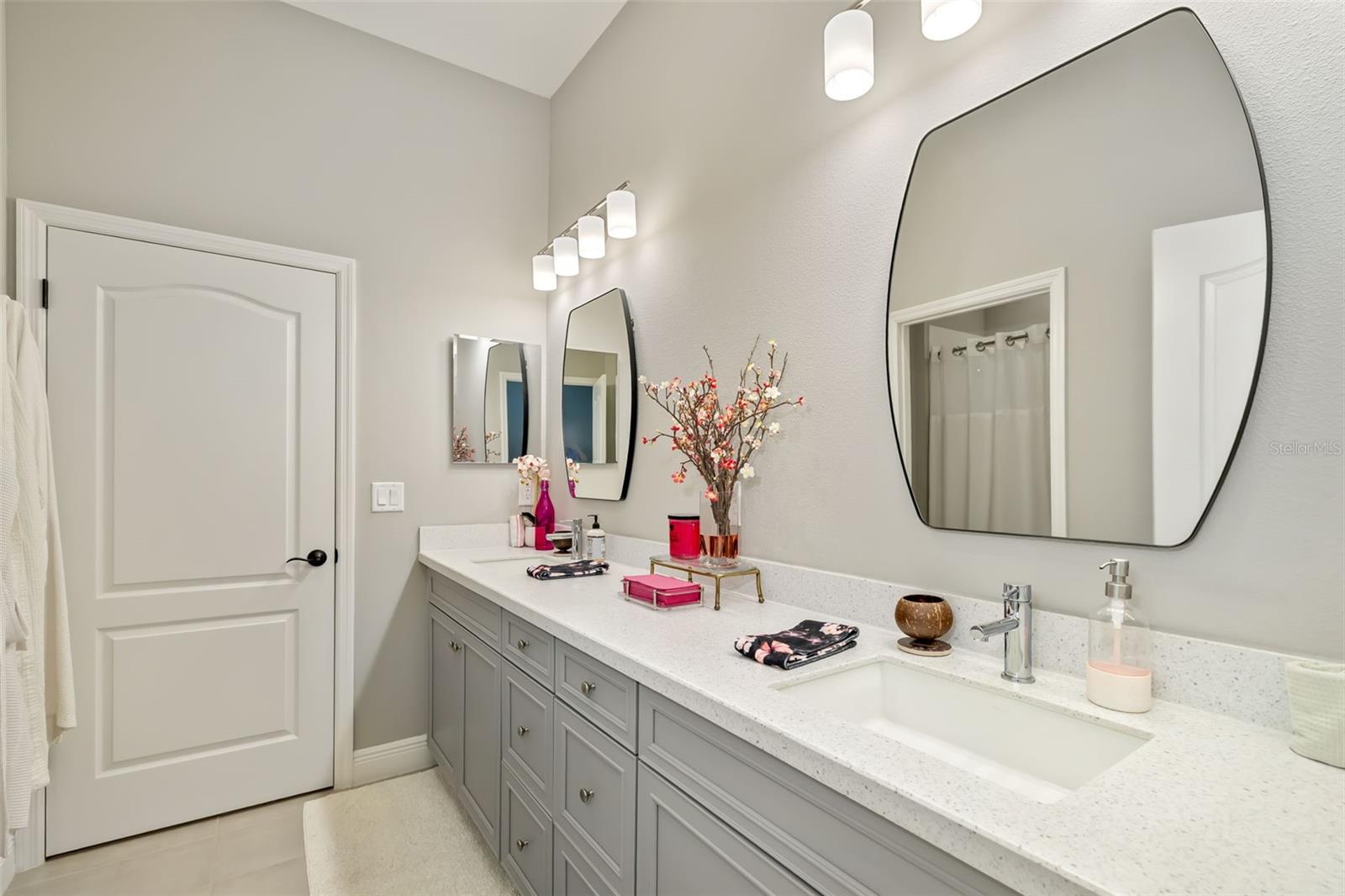 WINDWARD/LAKEWOOD RANCH PH 1 - Residential