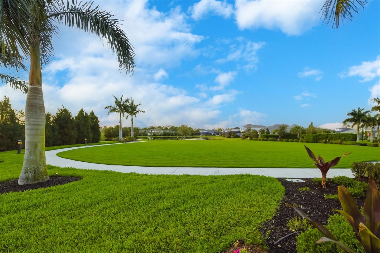 WINDWARD/LAKEWOOD RANCH PH 1 - Residential