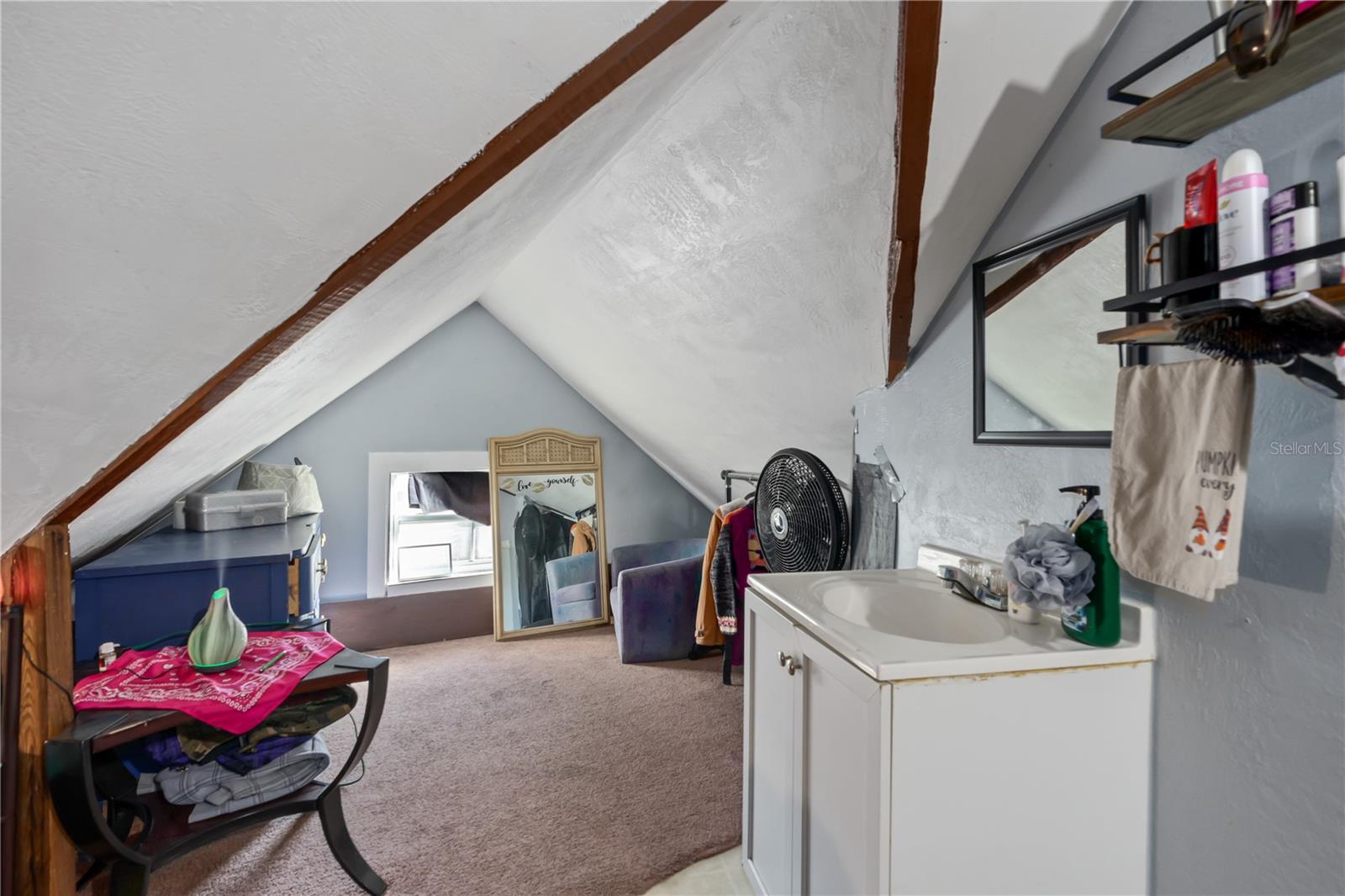 MASON & COLEMANS DAYTONA - Residential Income