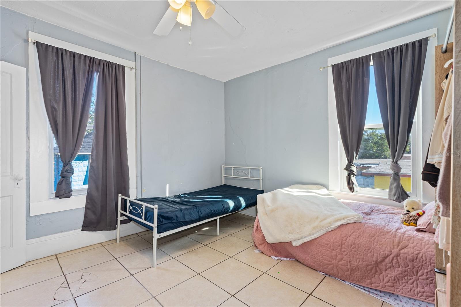 MASON & COLEMANS DAYTONA - Residential Income