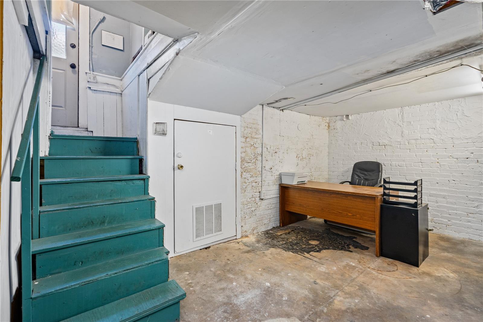 MASON & COLEMANS DAYTONA - Residential Income