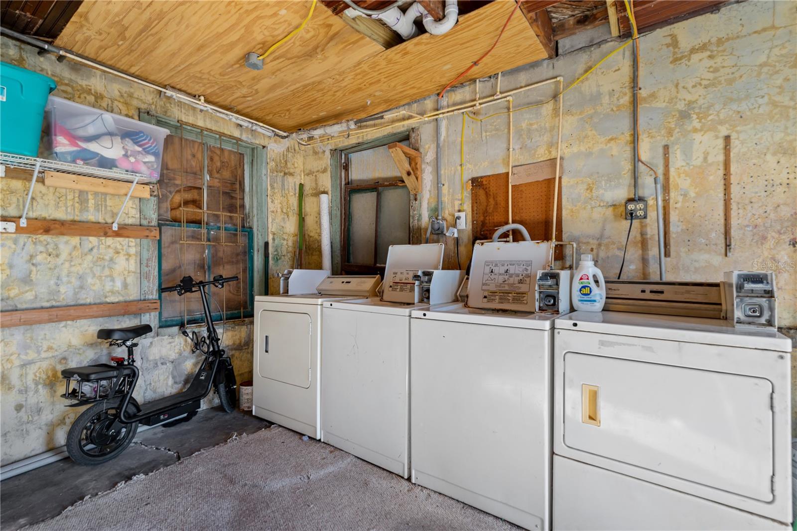 MASON & COLEMANS DAYTONA - Residential Income