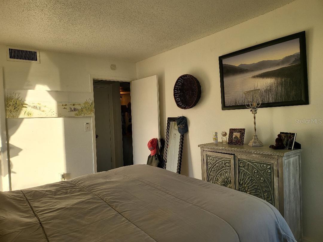 SANDY COVE - Residential