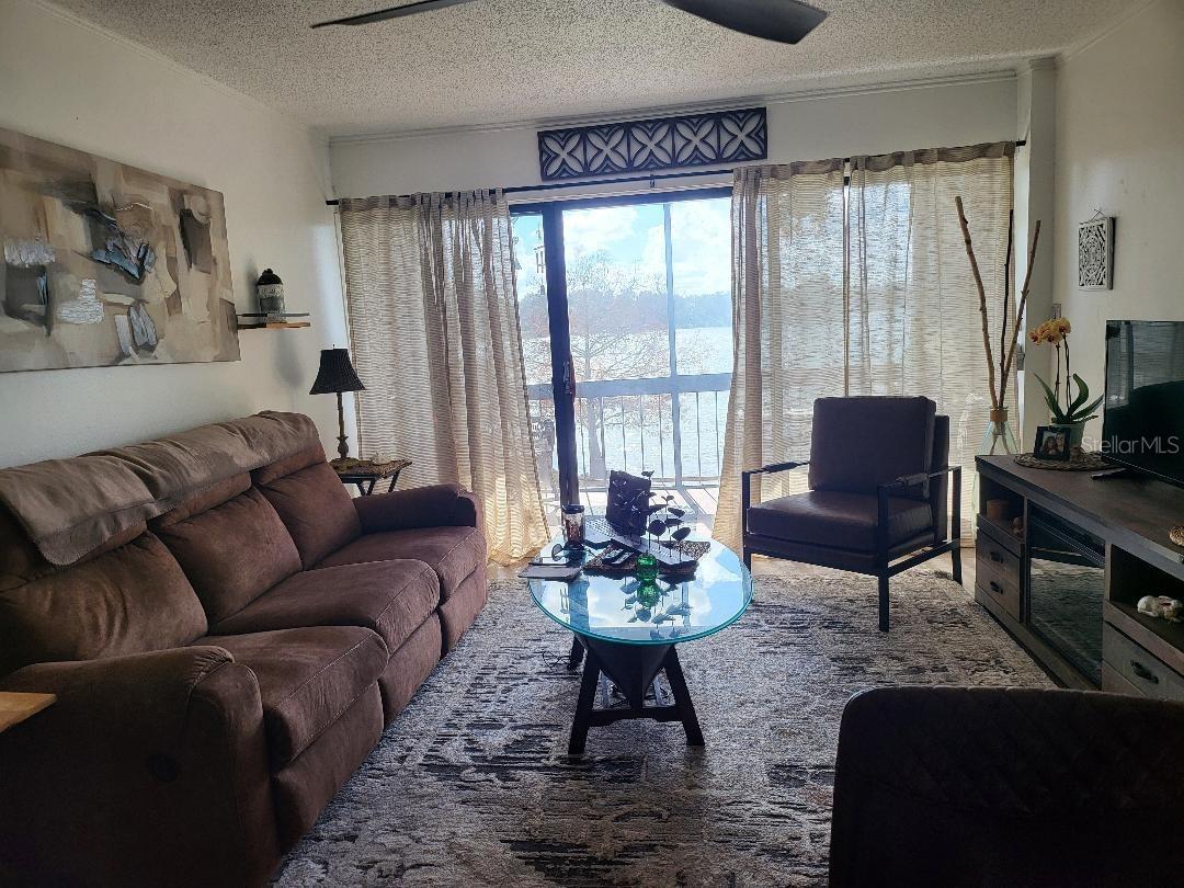 SANDY COVE - Residential