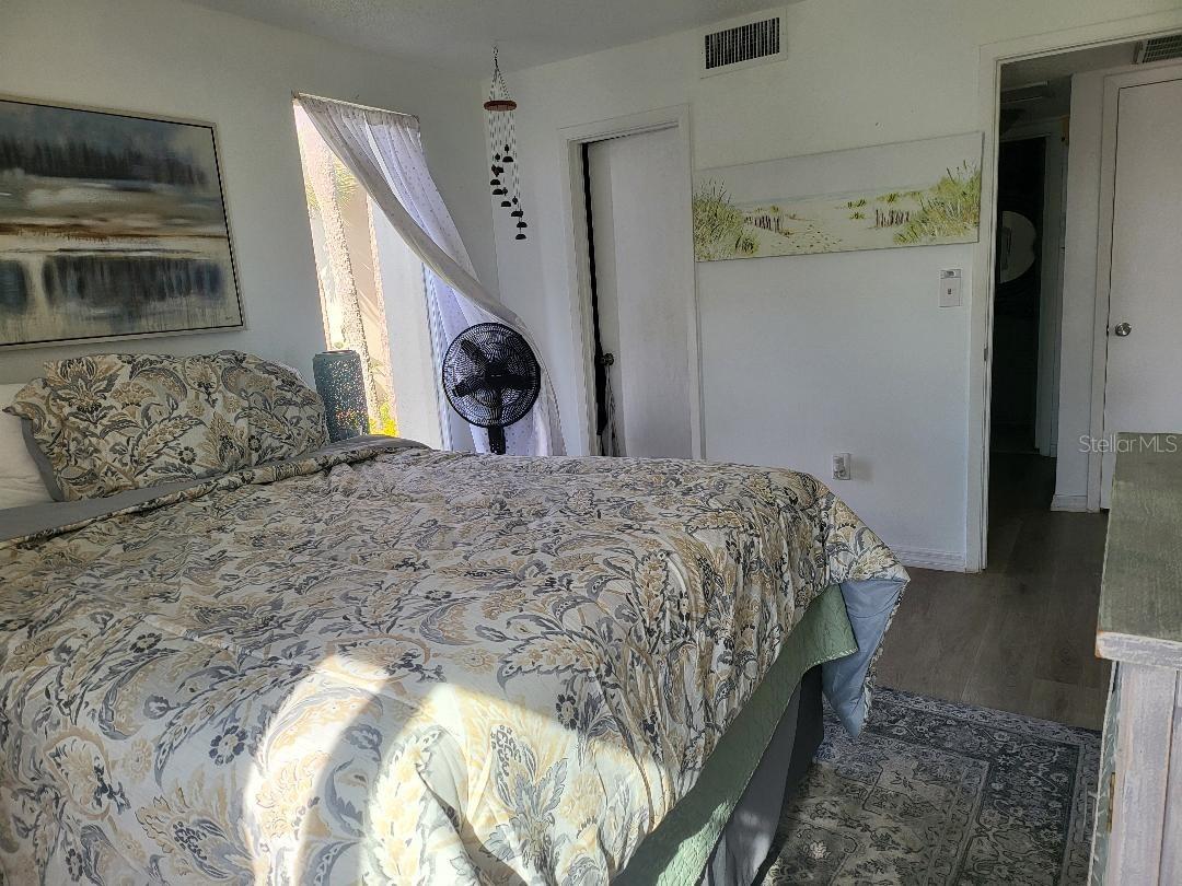 SANDY COVE - Residential