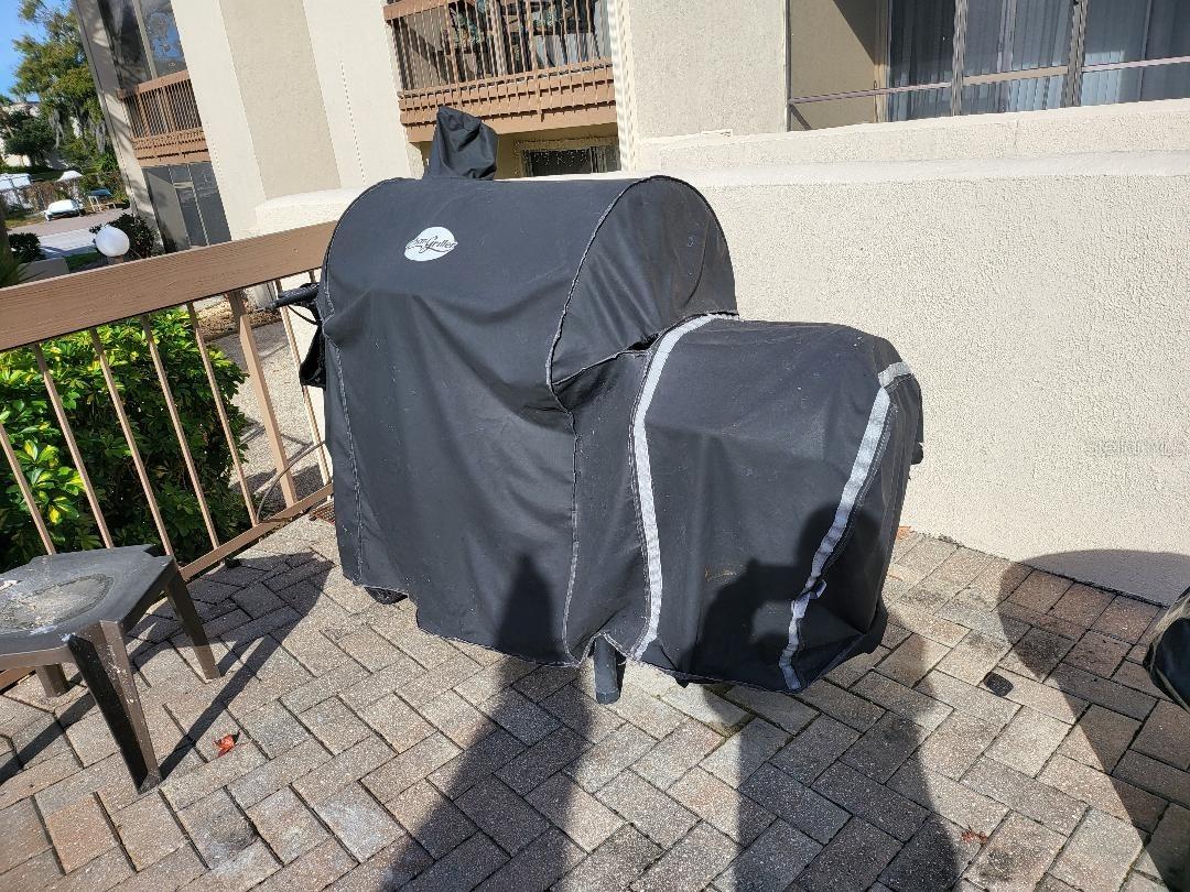 SANDY COVE - Residential