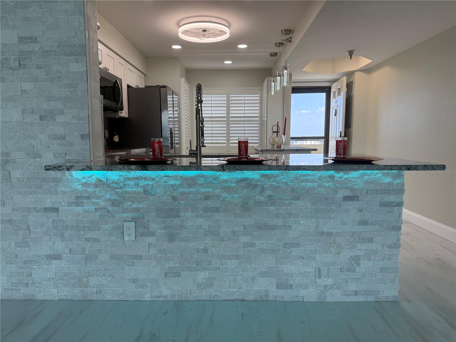 MARINA TOWER A CONDO - Residential