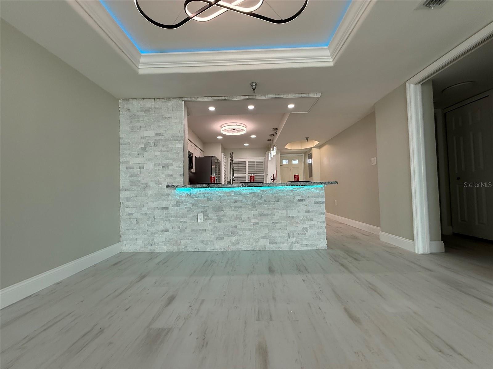 MARINA TOWER A CONDO - Residential