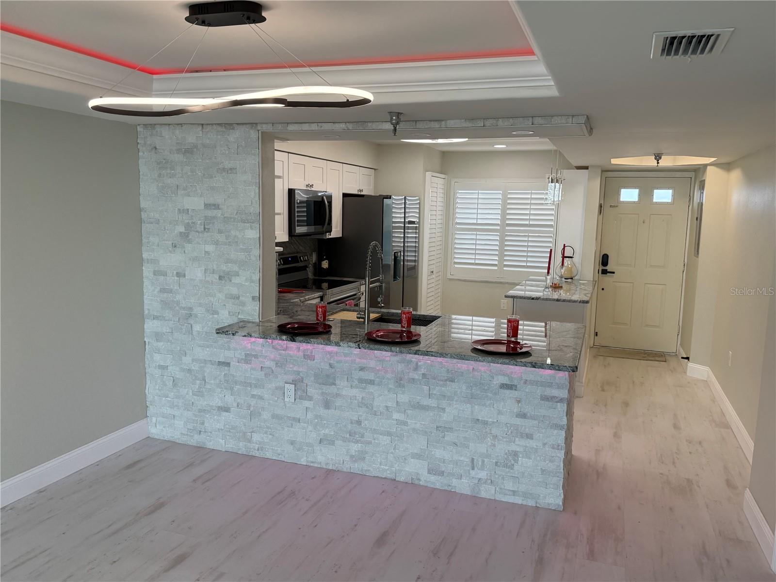 MARINA TOWER A CONDO - Residential