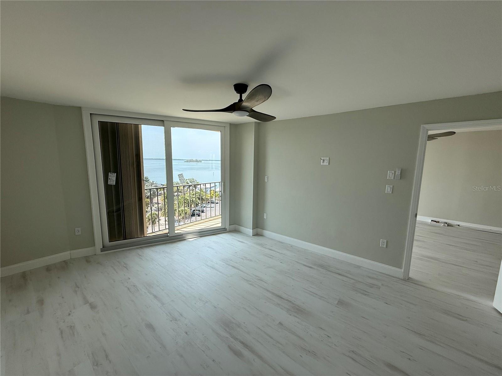 MARINA TOWER A CONDO - Residential