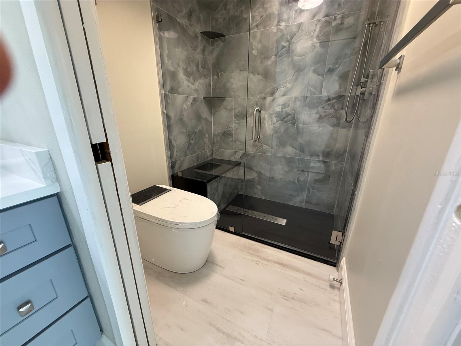 MARINA TOWER A CONDO - Residential