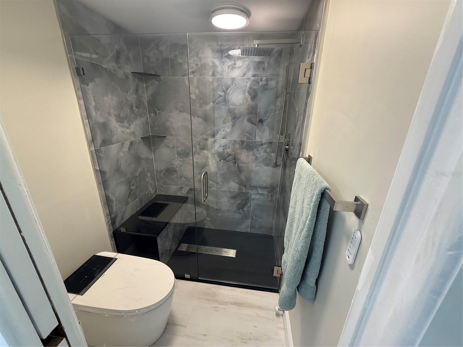 MARINA TOWER A CONDO - Residential