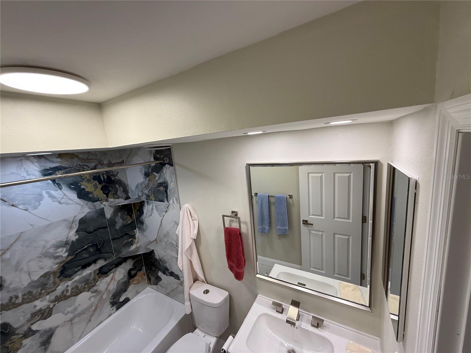 MARINA TOWER A CONDO - Residential