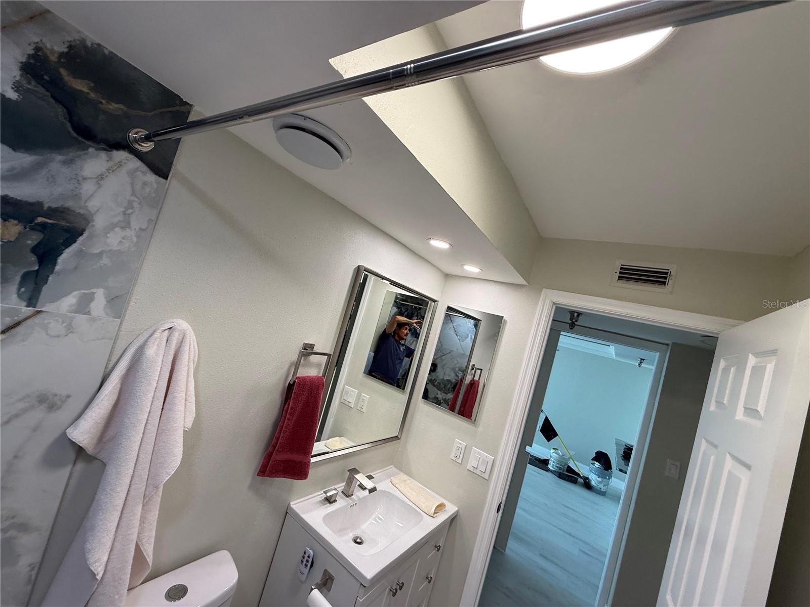 MARINA TOWER A CONDO - Residential