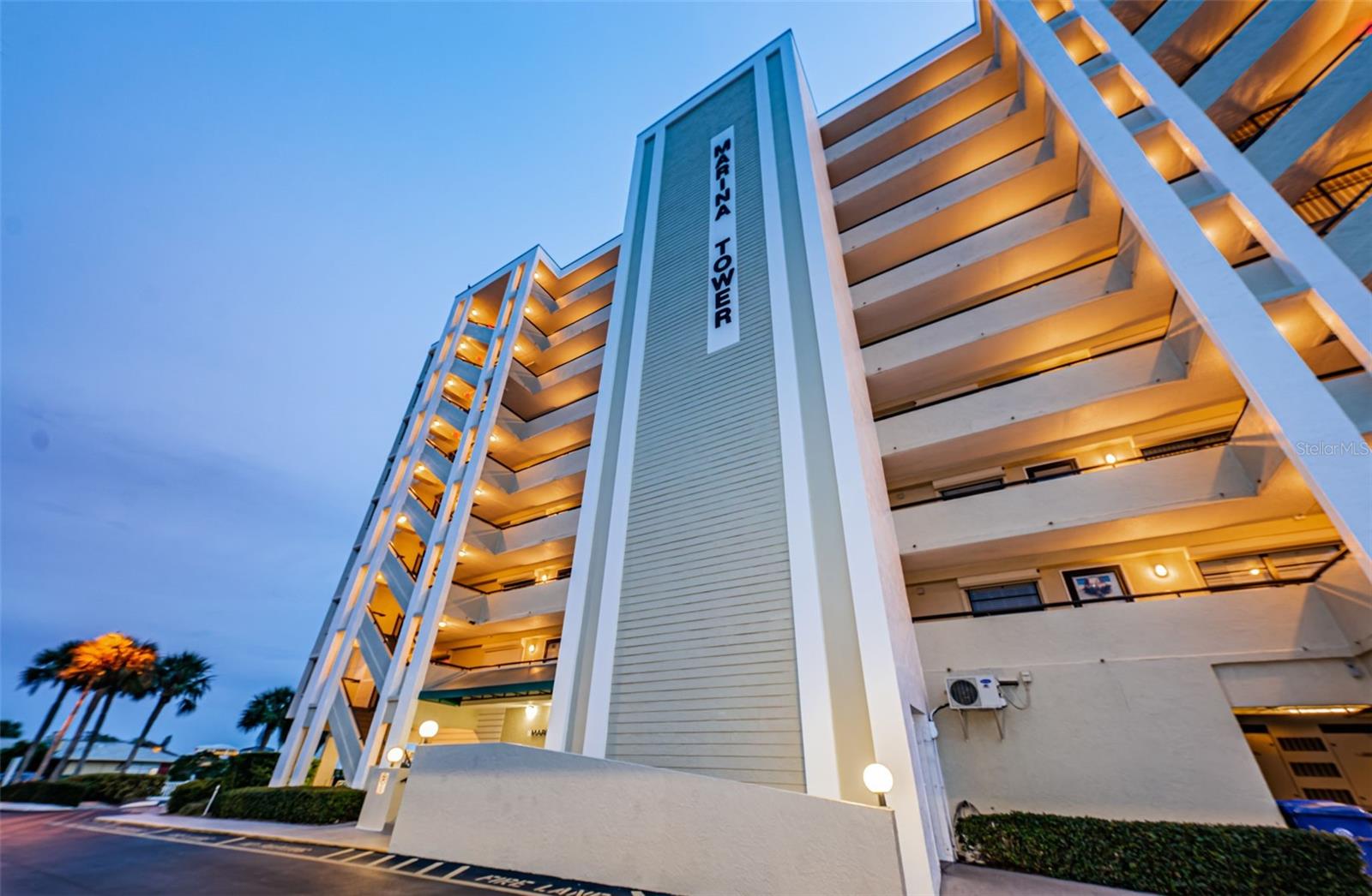 MARINA TOWER A CONDO - Residential