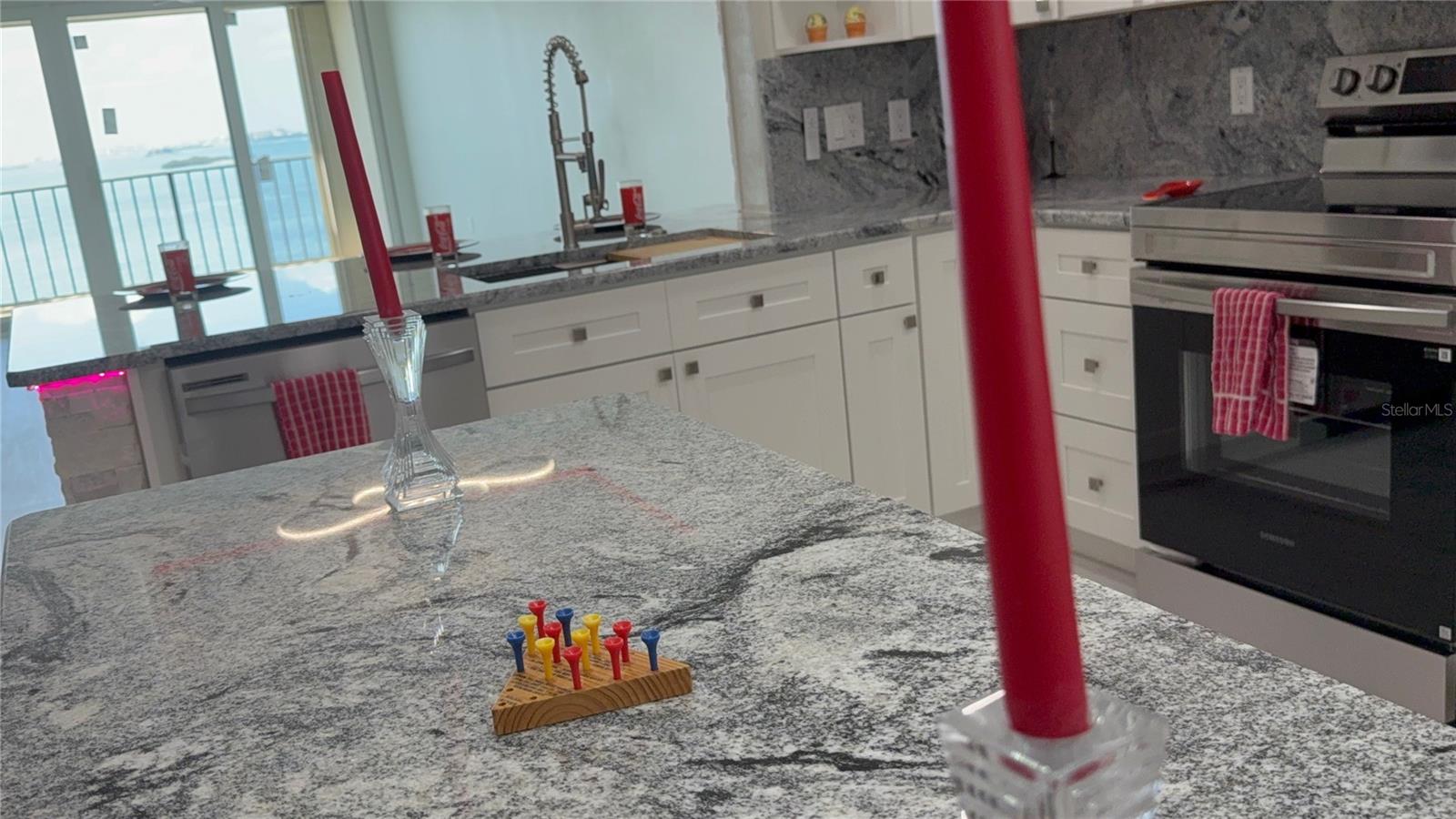 MARINA TOWER A CONDO - Residential