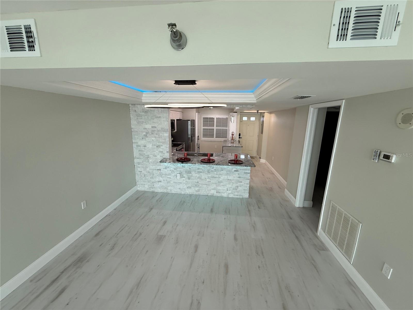 MARINA TOWER A CONDO - Residential