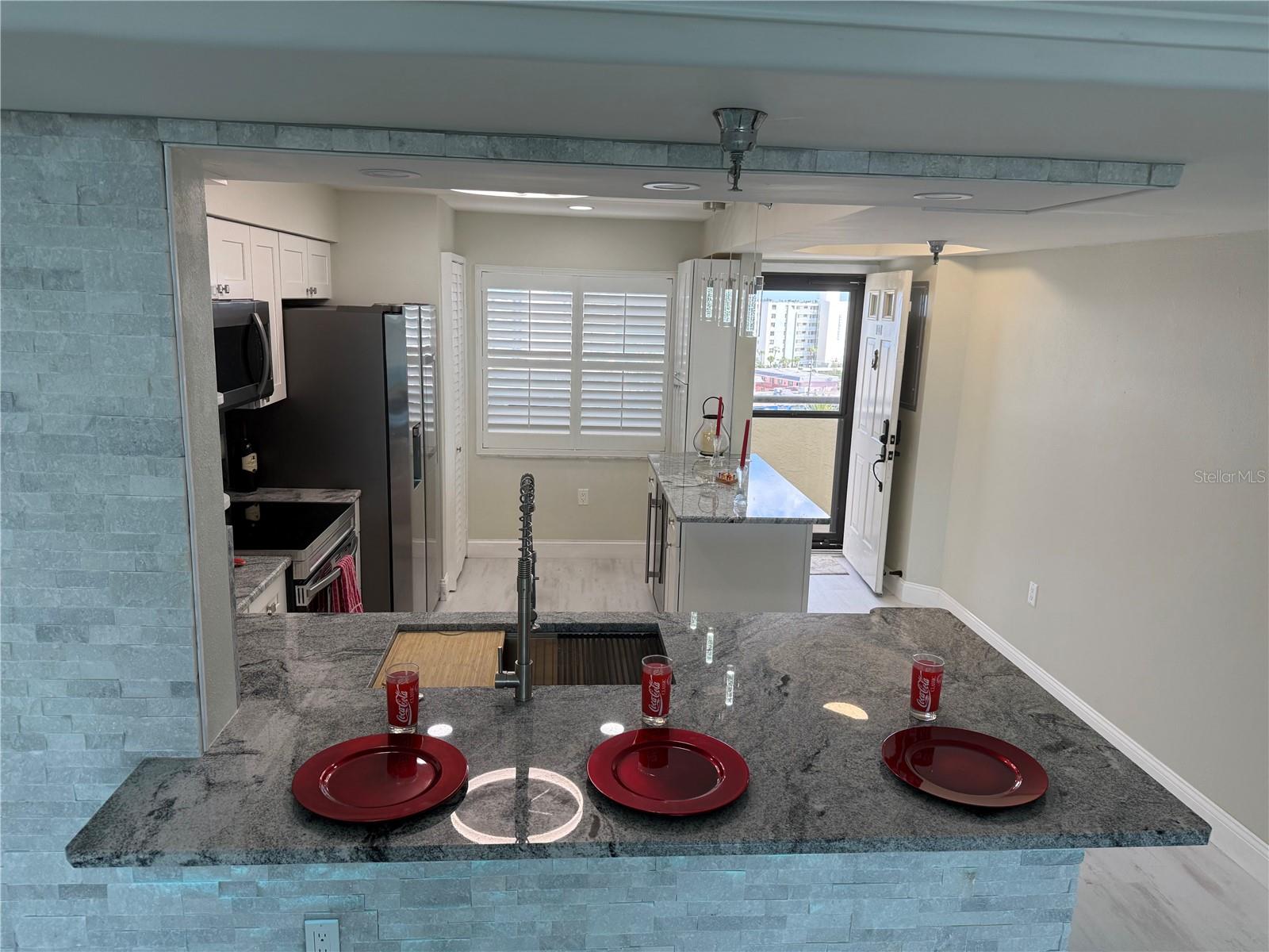 MARINA TOWER A CONDO - Residential