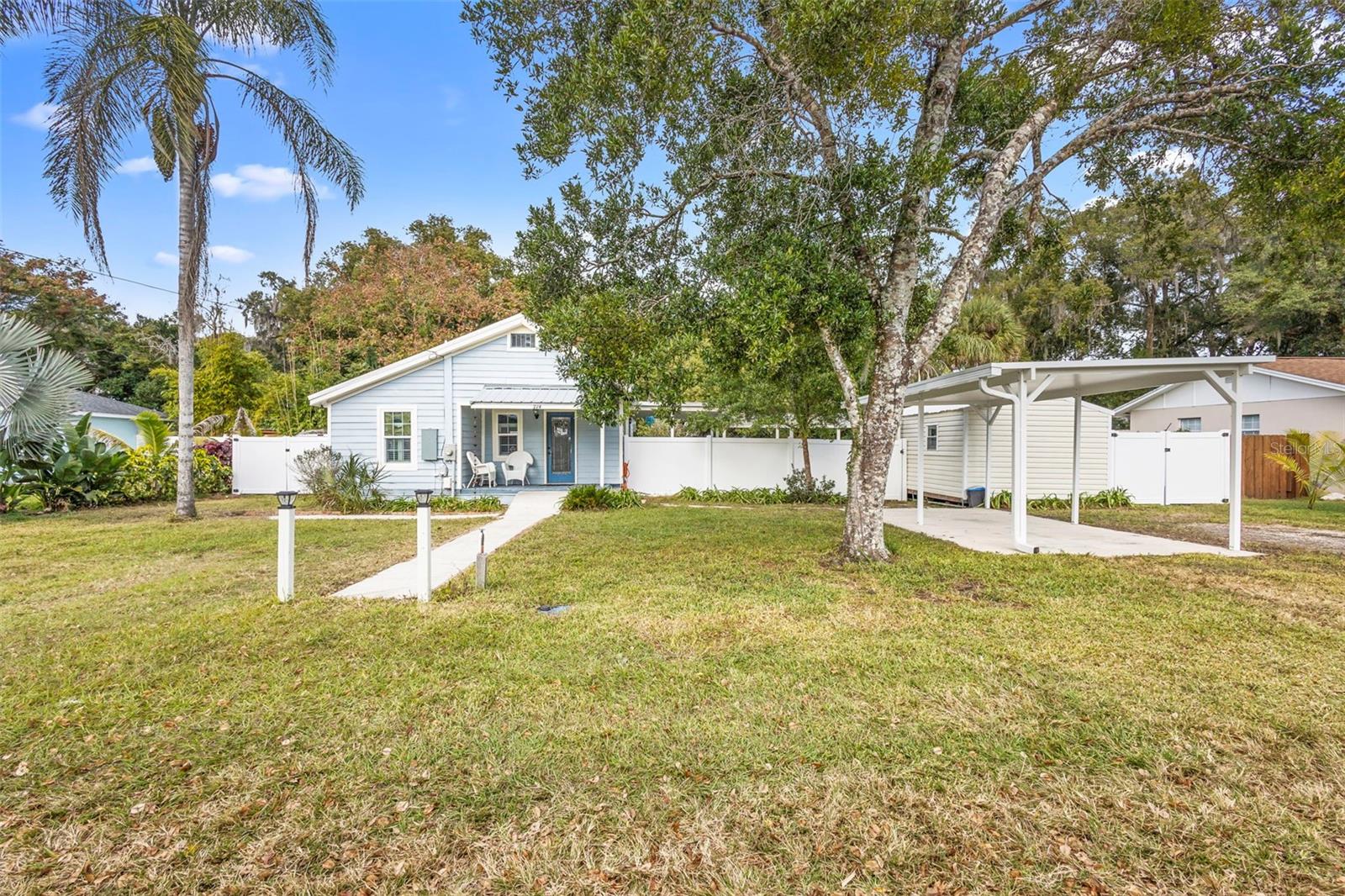 LAKE HELEN BLK 13 - Residential