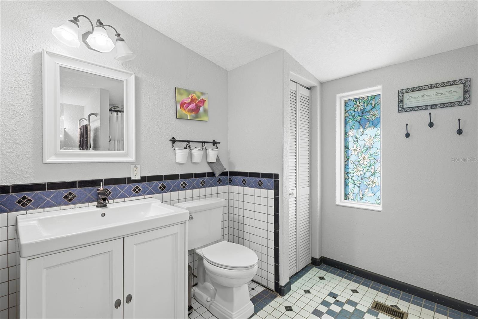 LAKE HELEN BLK 13 - Residential