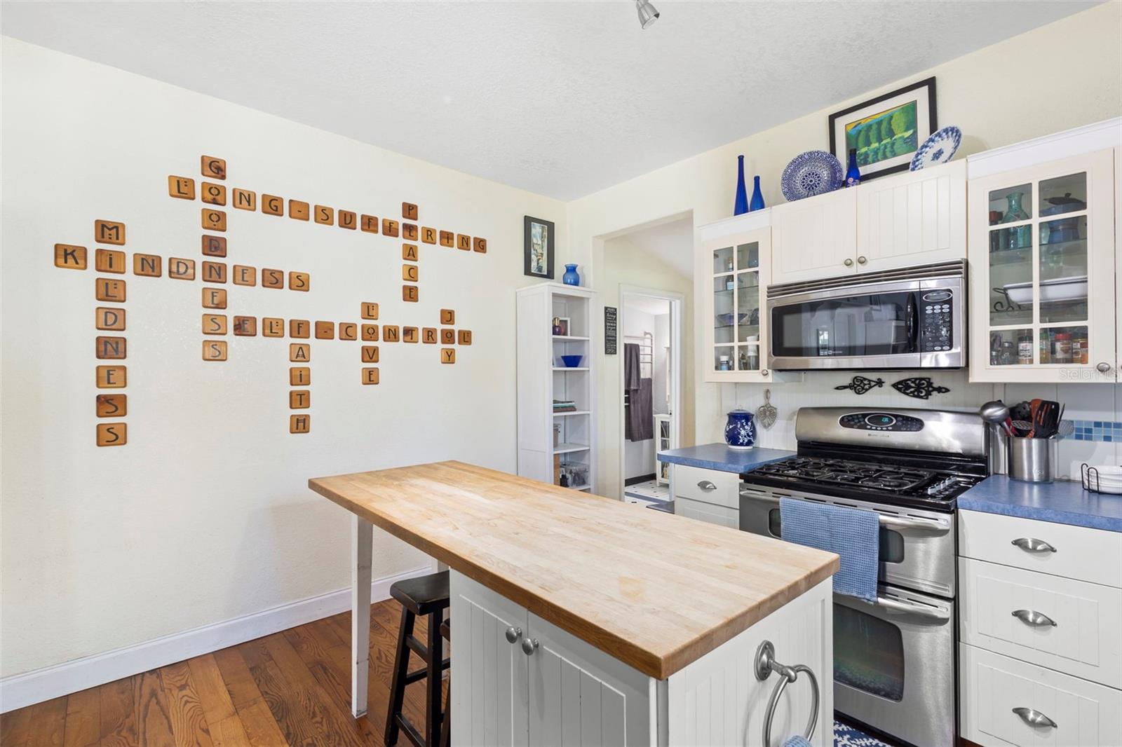 LAKE HELEN BLK 13 - Residential