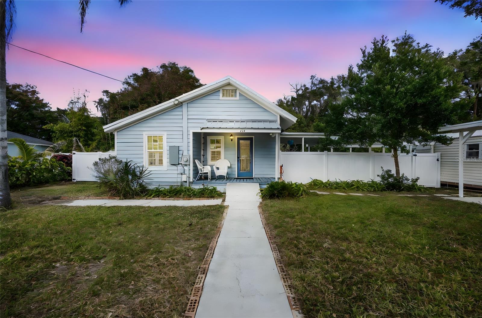 LAKE HELEN BLK 13 - Residential