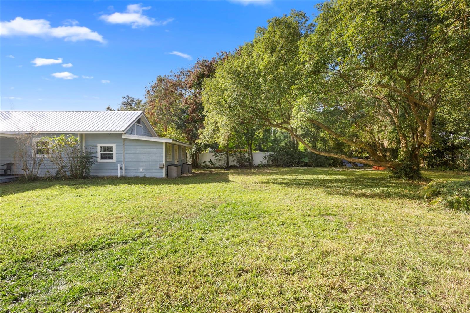 LAKE HELEN BLK 13 - Residential