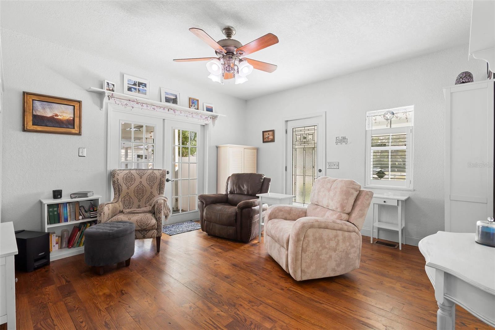 LAKE HELEN BLK 13 - Residential