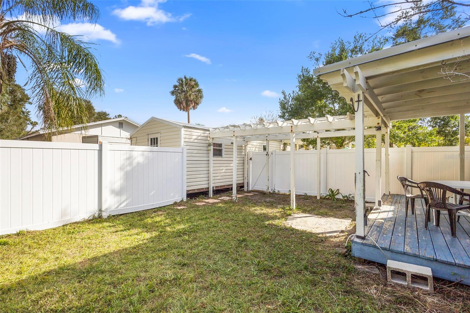 LAKE HELEN BLK 13 - Residential