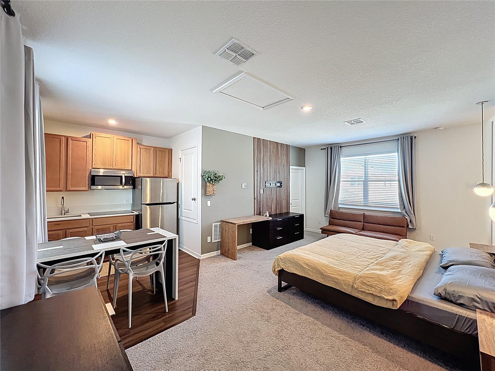 ENCLAVE/HAMLIN - Residential