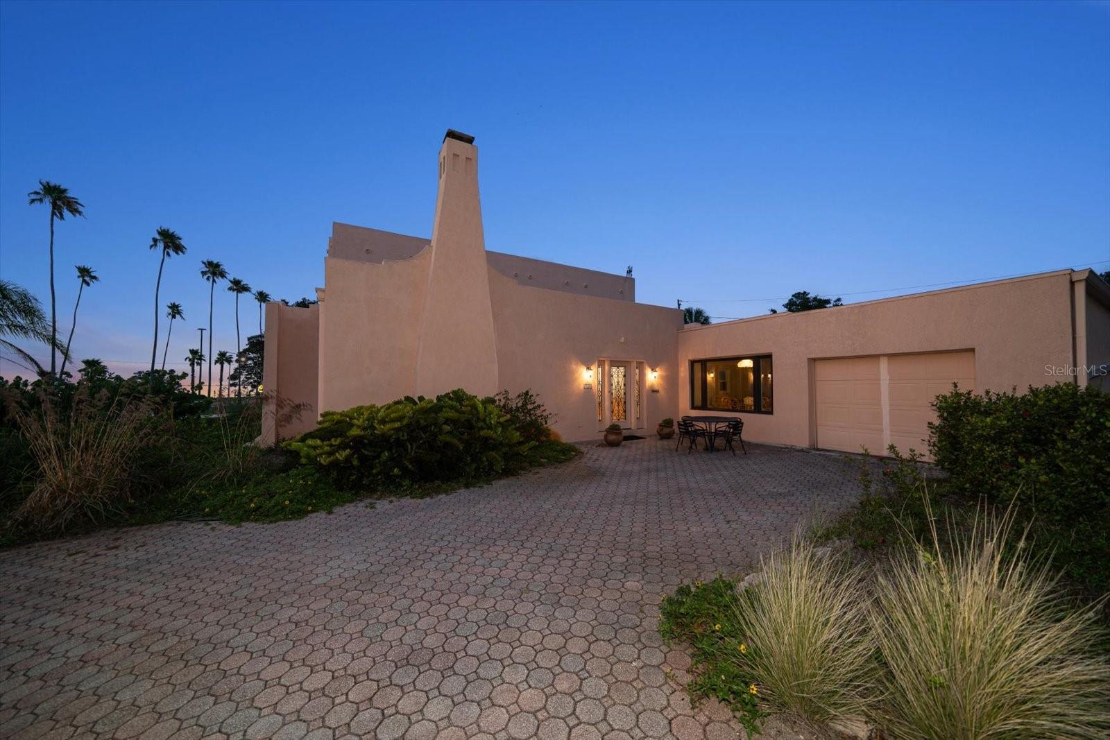 SUNSET BEAUTIFUL - Residential