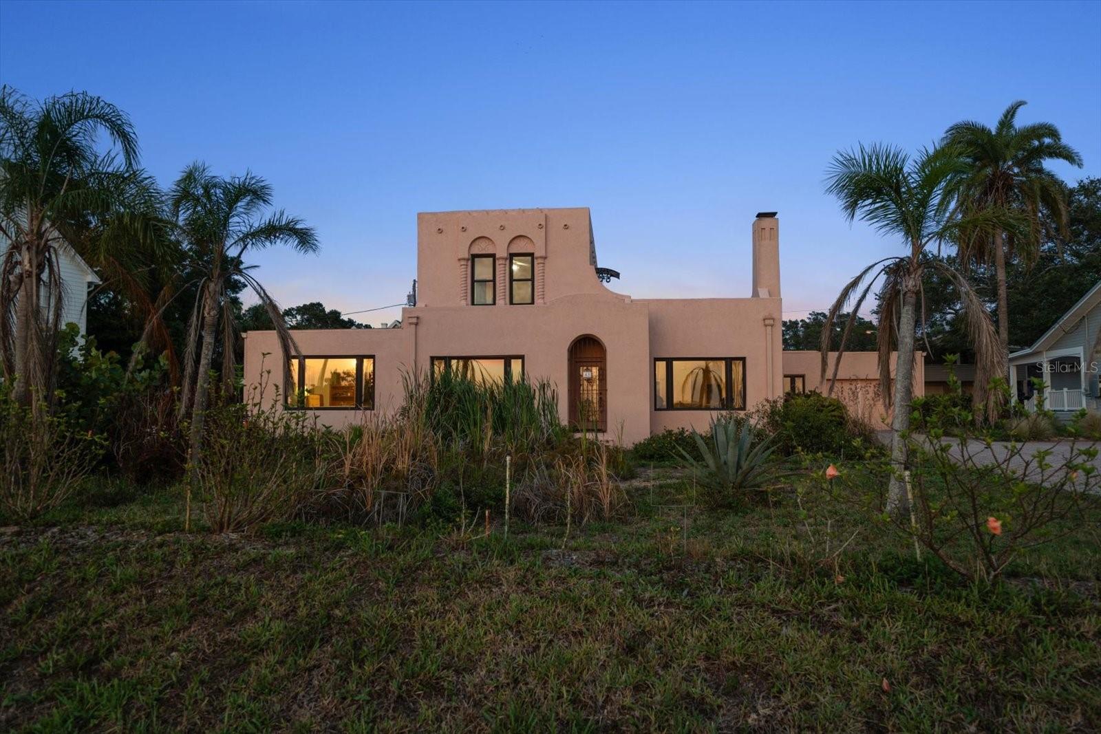 SUNSET BEAUTIFUL - Residential
