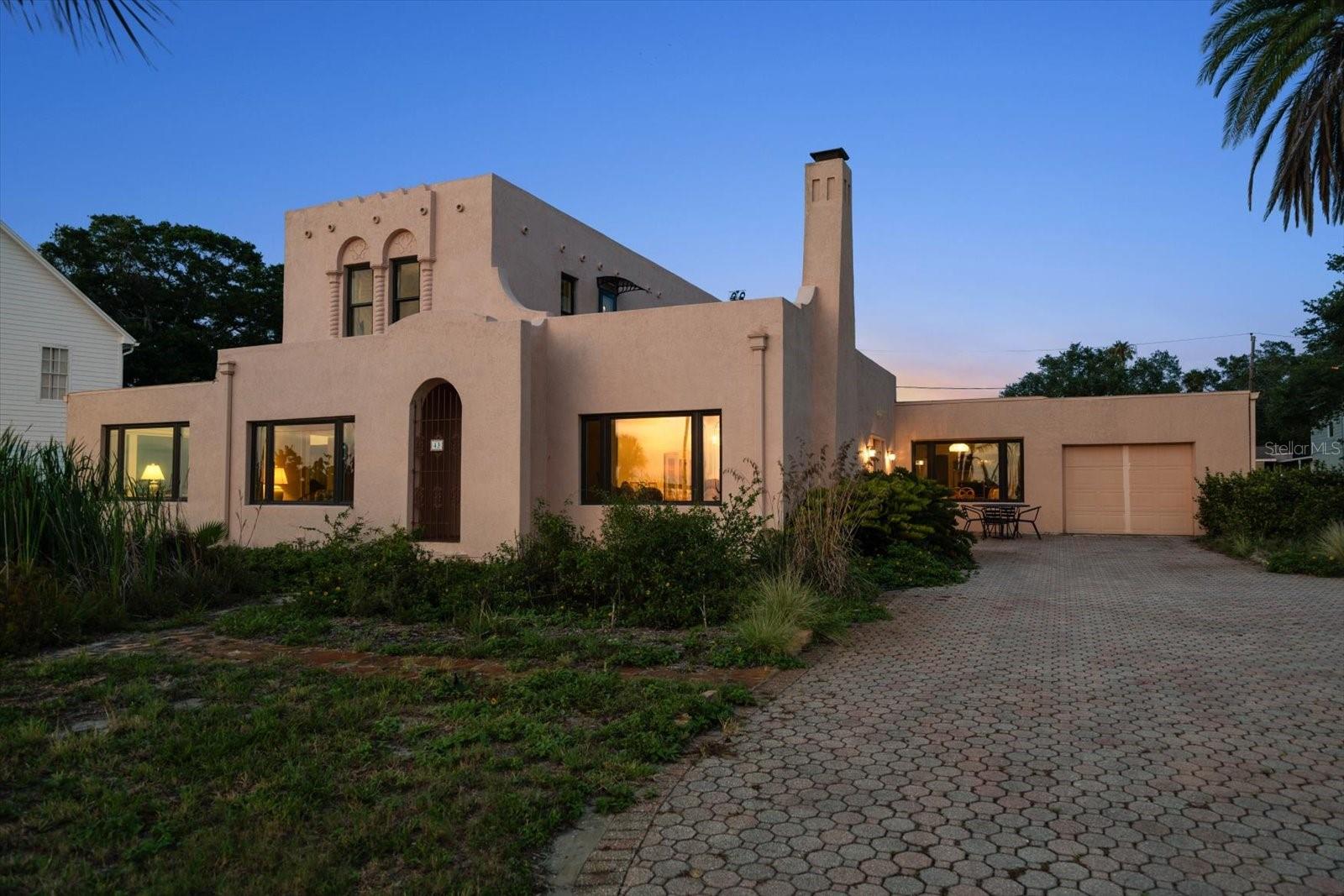 SUNSET BEAUTIFUL - Residential