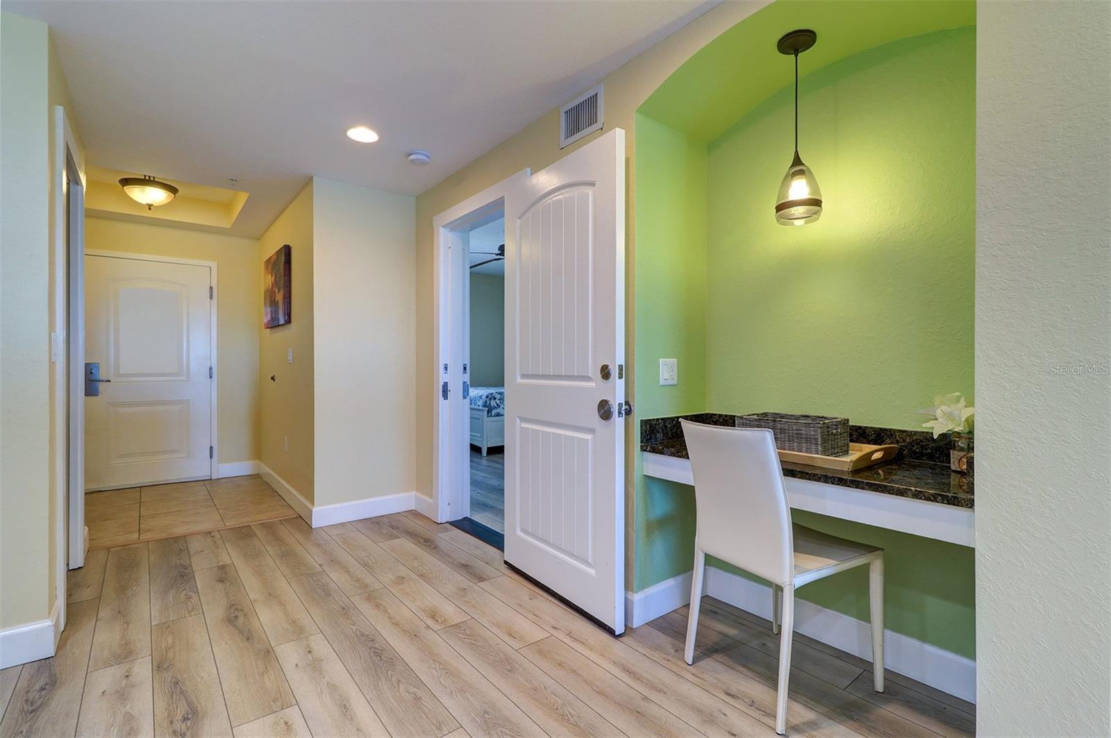 HARBOURSIDE AT MARKER 33 VACATION CONDO - Residential