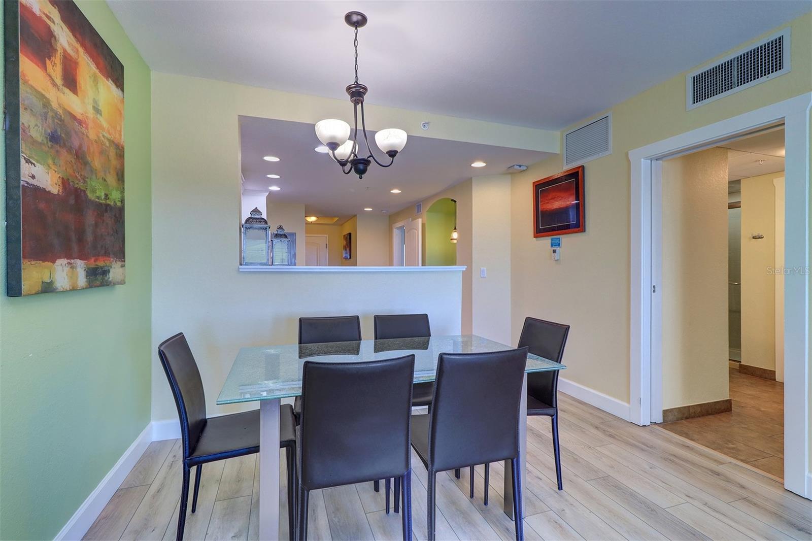 HARBOURSIDE AT MARKER 33 VACATION CONDO - Residential