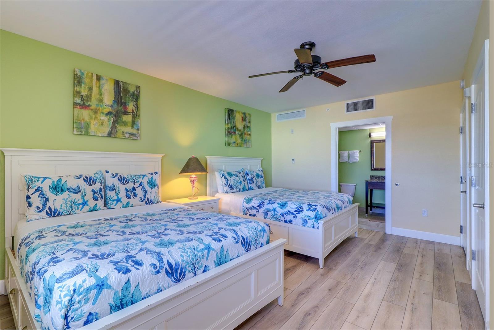 HARBOURSIDE AT MARKER 33 VACATION CONDO - Residential