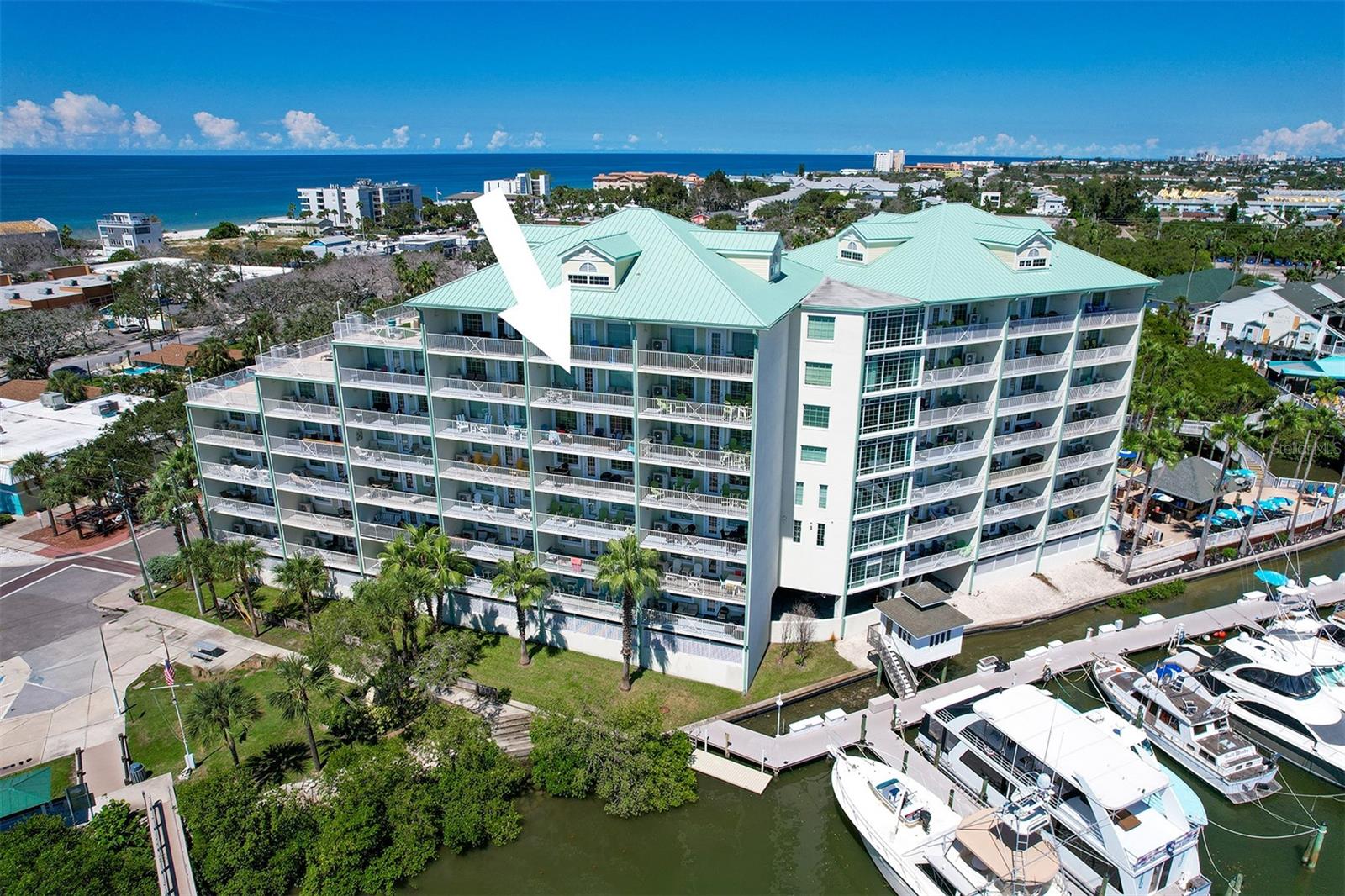 HARBOURSIDE AT MARKER 33 VACATION CONDO - Residential