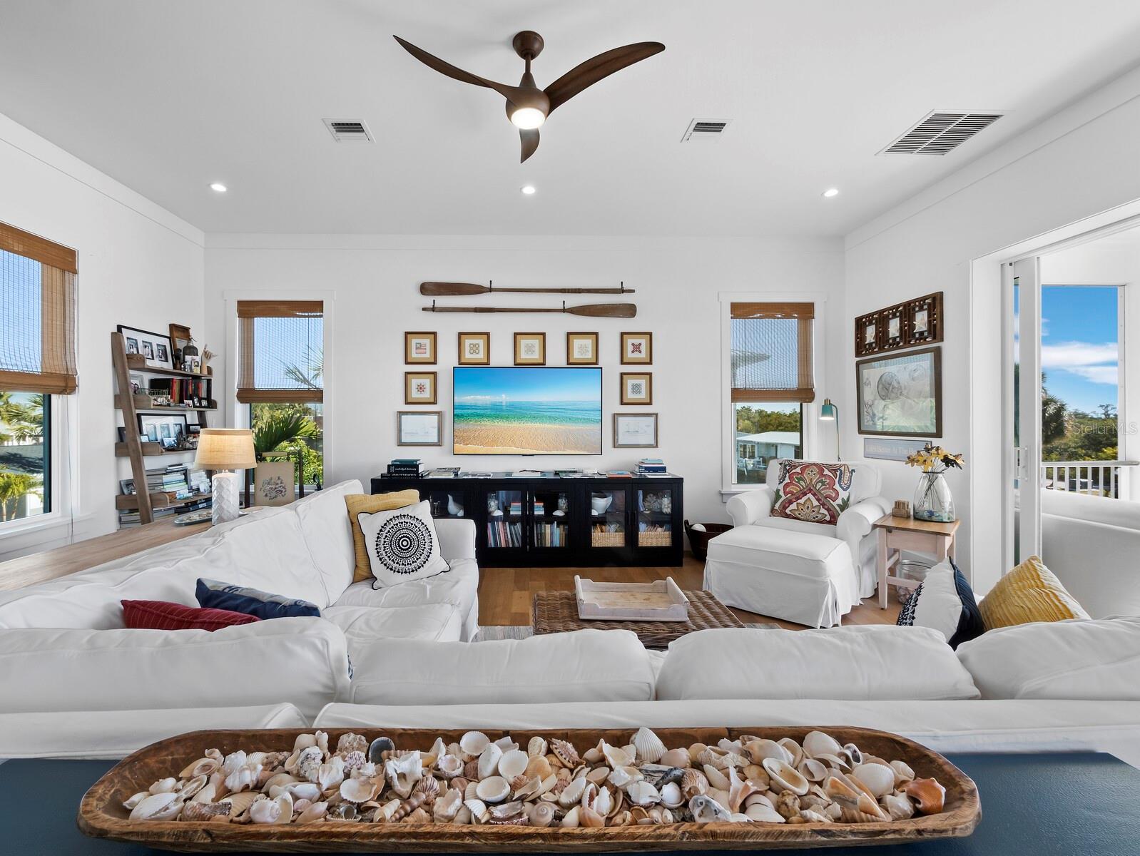 LONGBOAT KEY - Residential