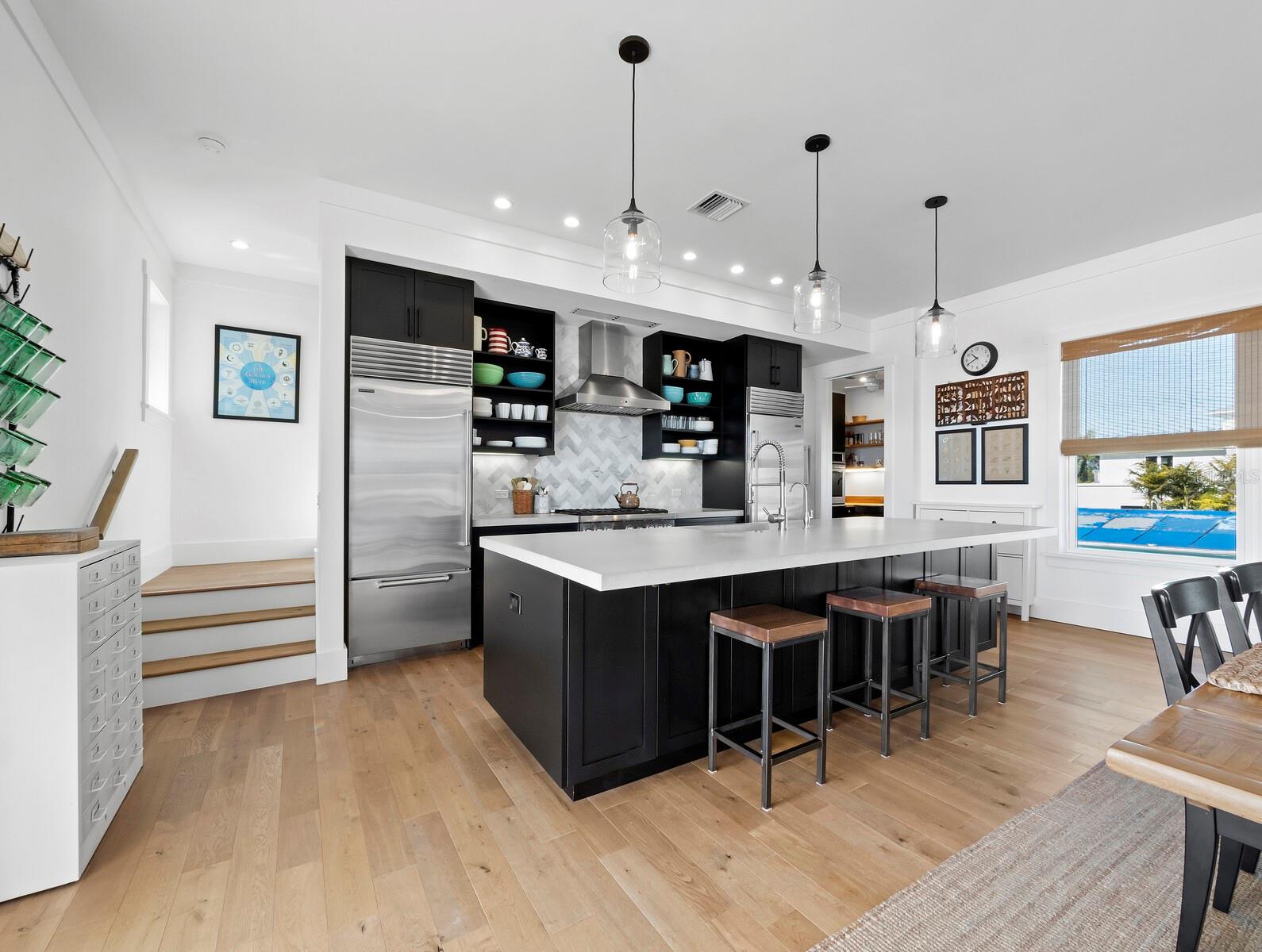 LONGBOAT KEY - Residential