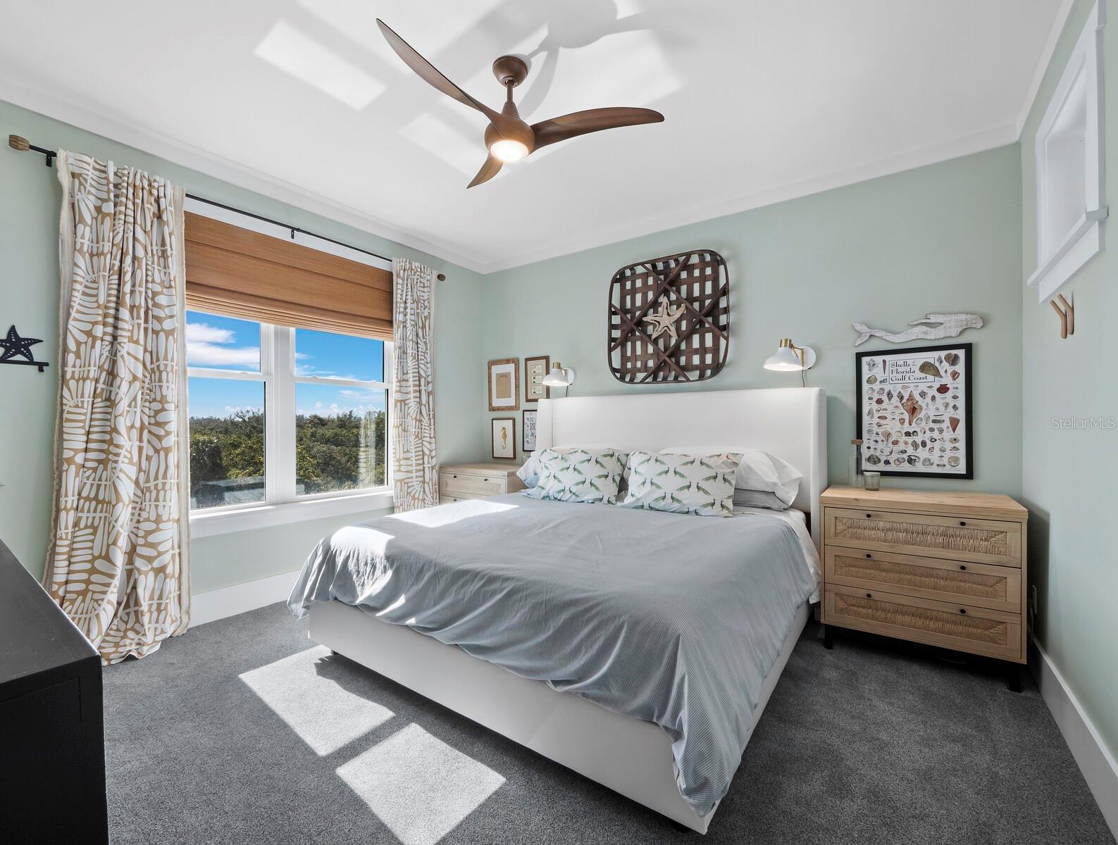 LONGBOAT KEY - Residential