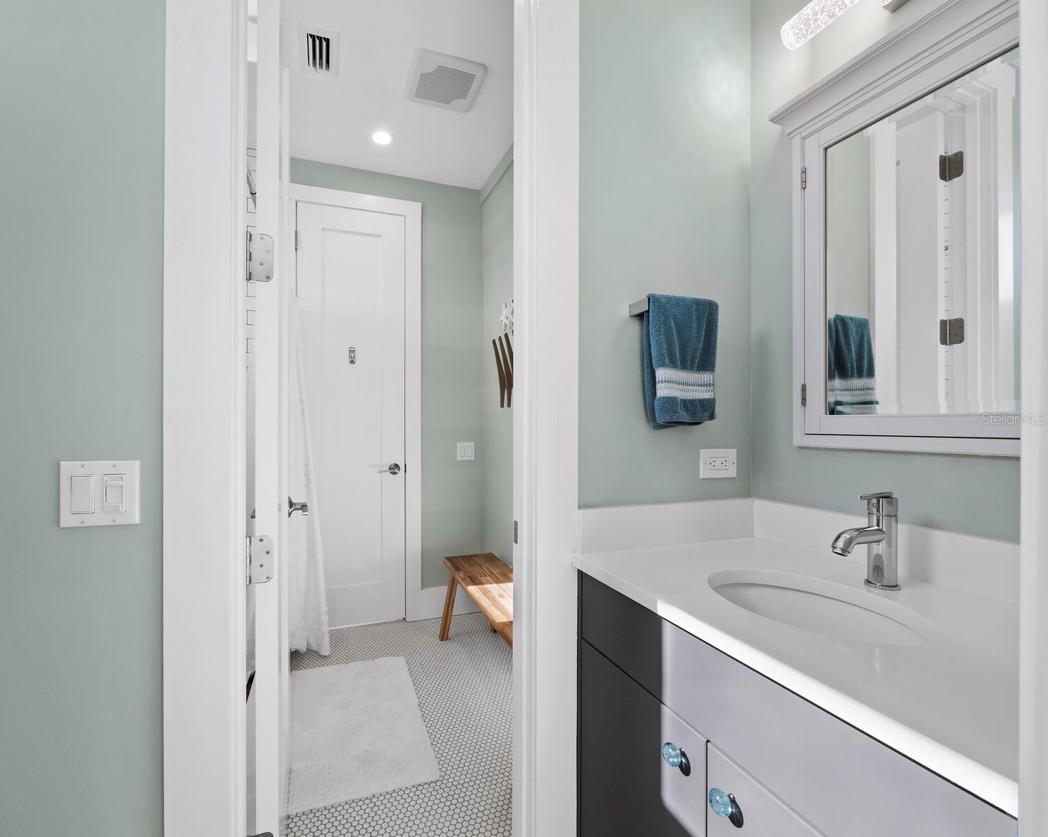 LONGBOAT KEY - Residential