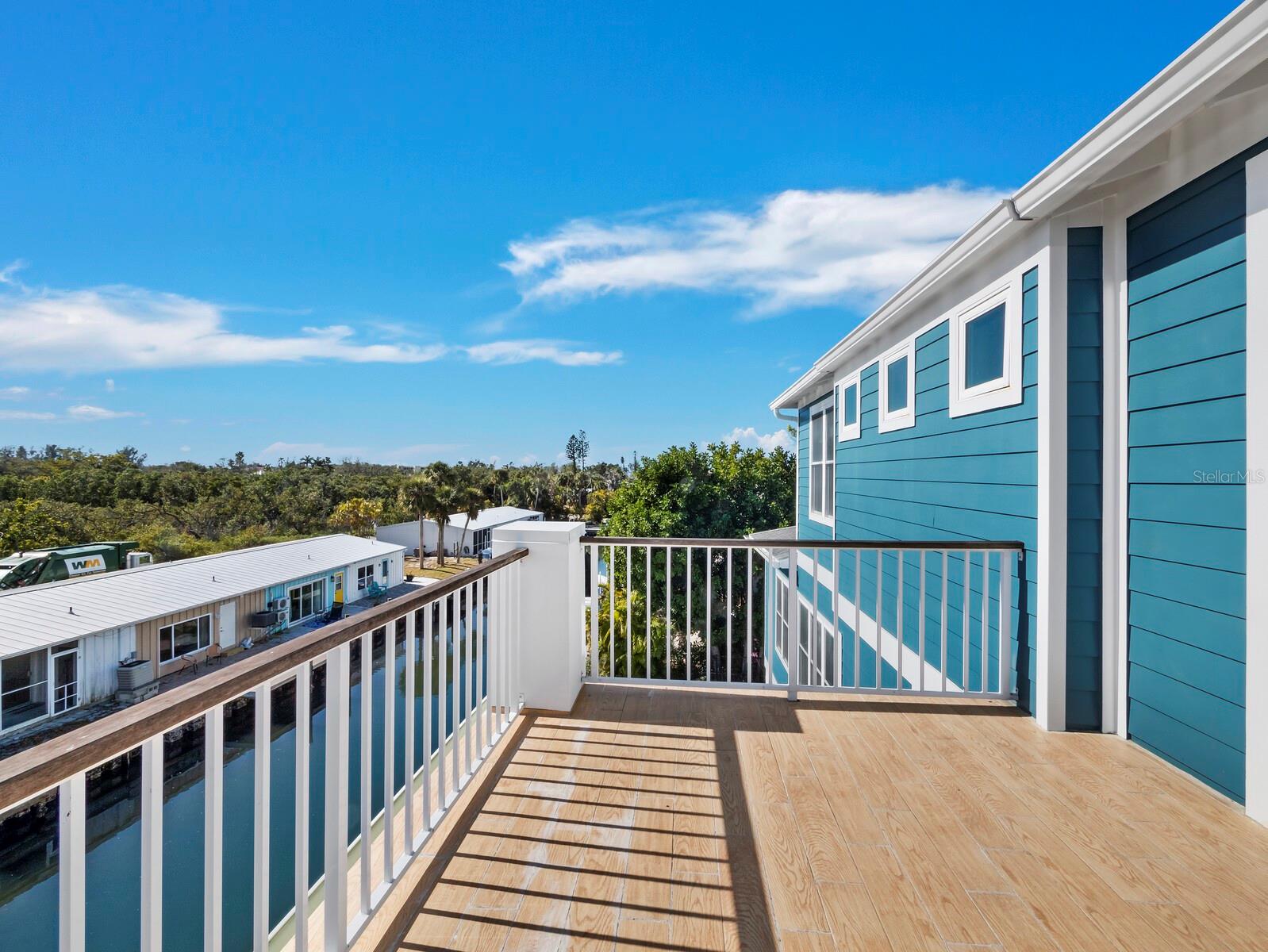 LONGBOAT KEY - Residential