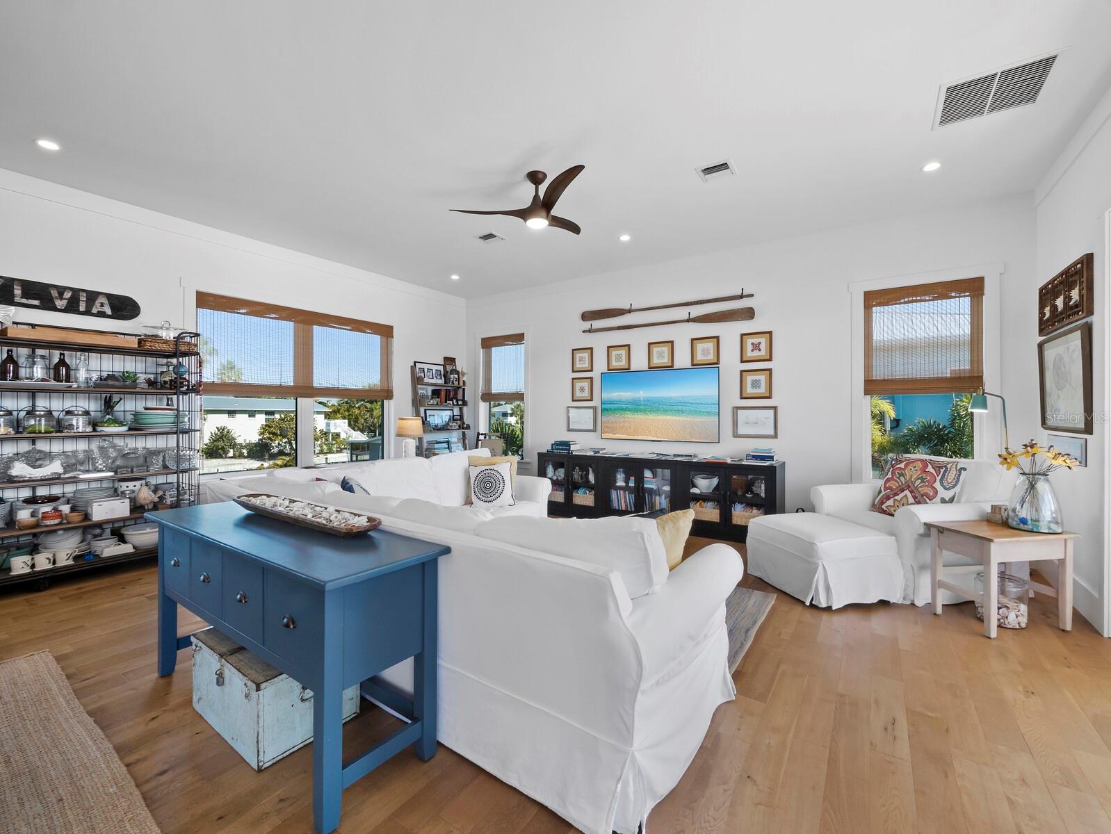 LONGBOAT KEY - Residential