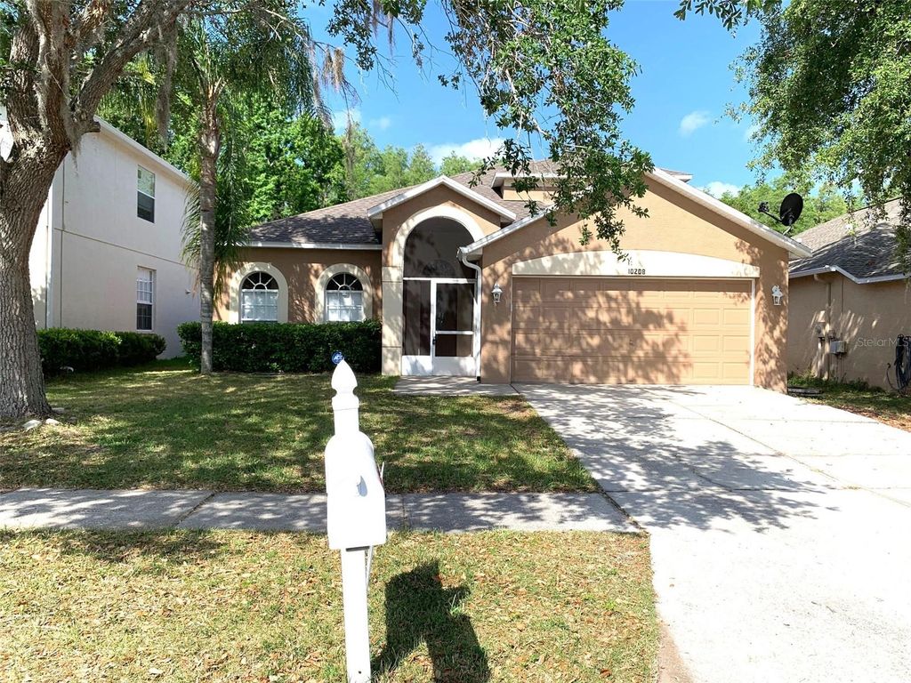 Photo of 10208 Grant Creek Drive, Tampa, FL 33647 (MLS # TB8378185)