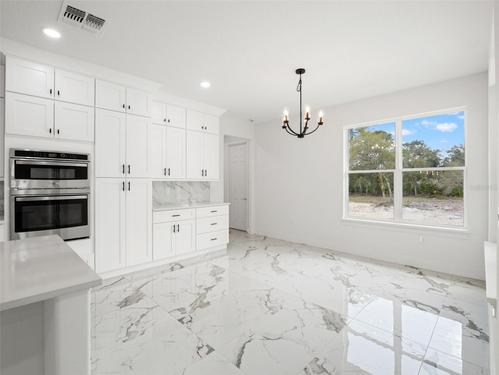 ROYAL TRAILS UNIT 01 - Residential