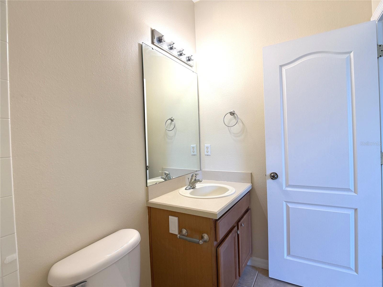 TOWNS LEGACY PARK - Residential Lease